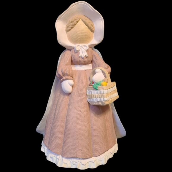 Ceramic Faceless Amish Women Humility Figurine Bonnet and Basket Vintage1980's - Picture 1 of 7